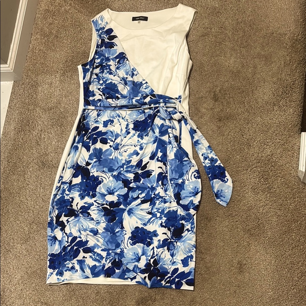BRAND NEW Nine West sleeveless blue floral Dress size 10